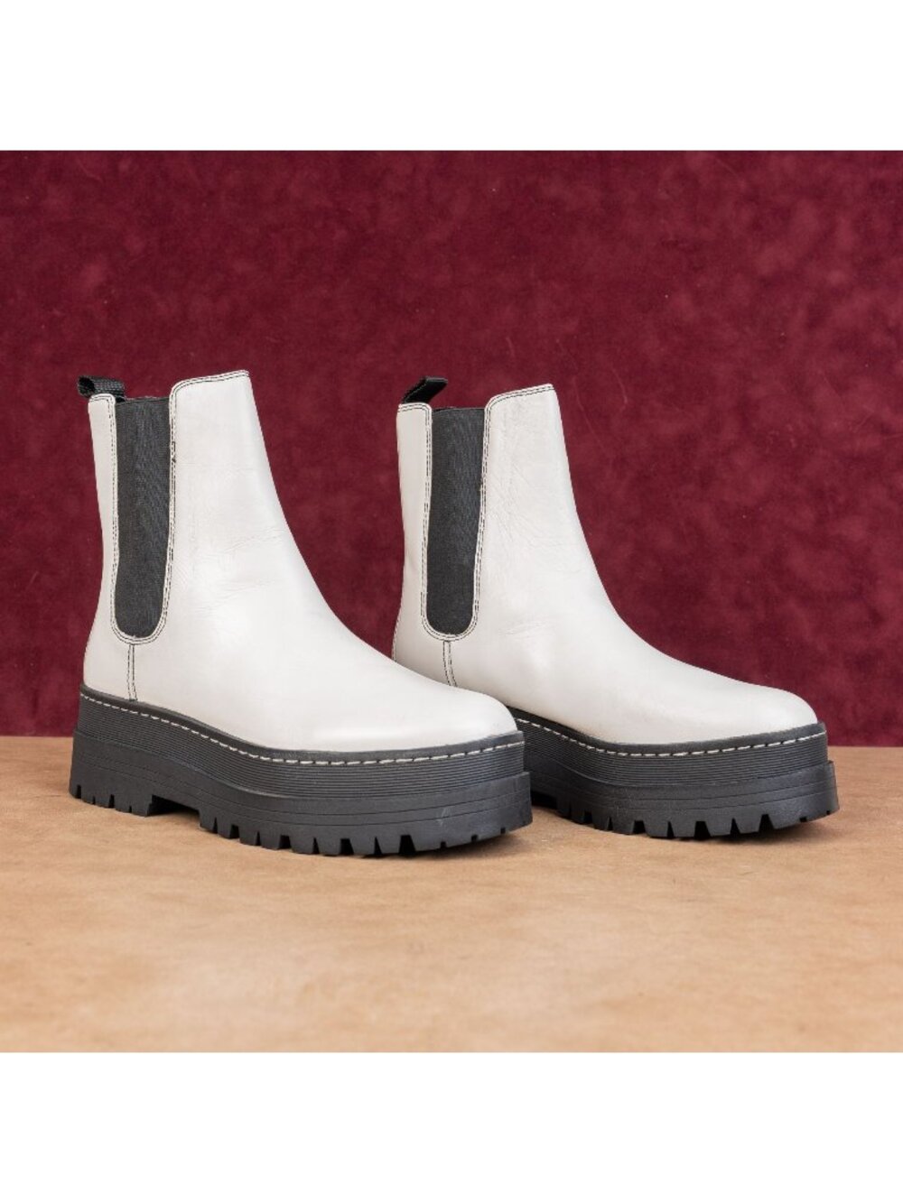 Marc Fisher Women Pauline Chelsea Retro Festival Platform White Leather Boots 9